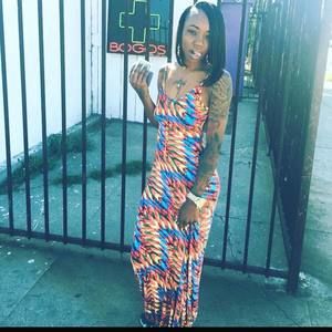 Meet your Posher, Ebony